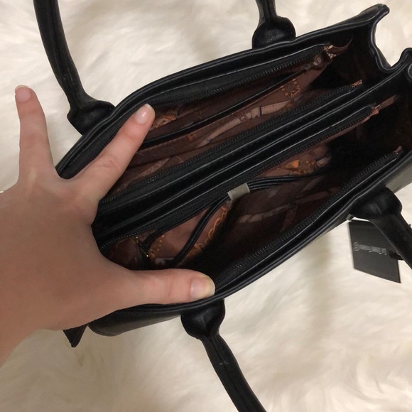 SOLD 🚫 - Picture 4 of 8